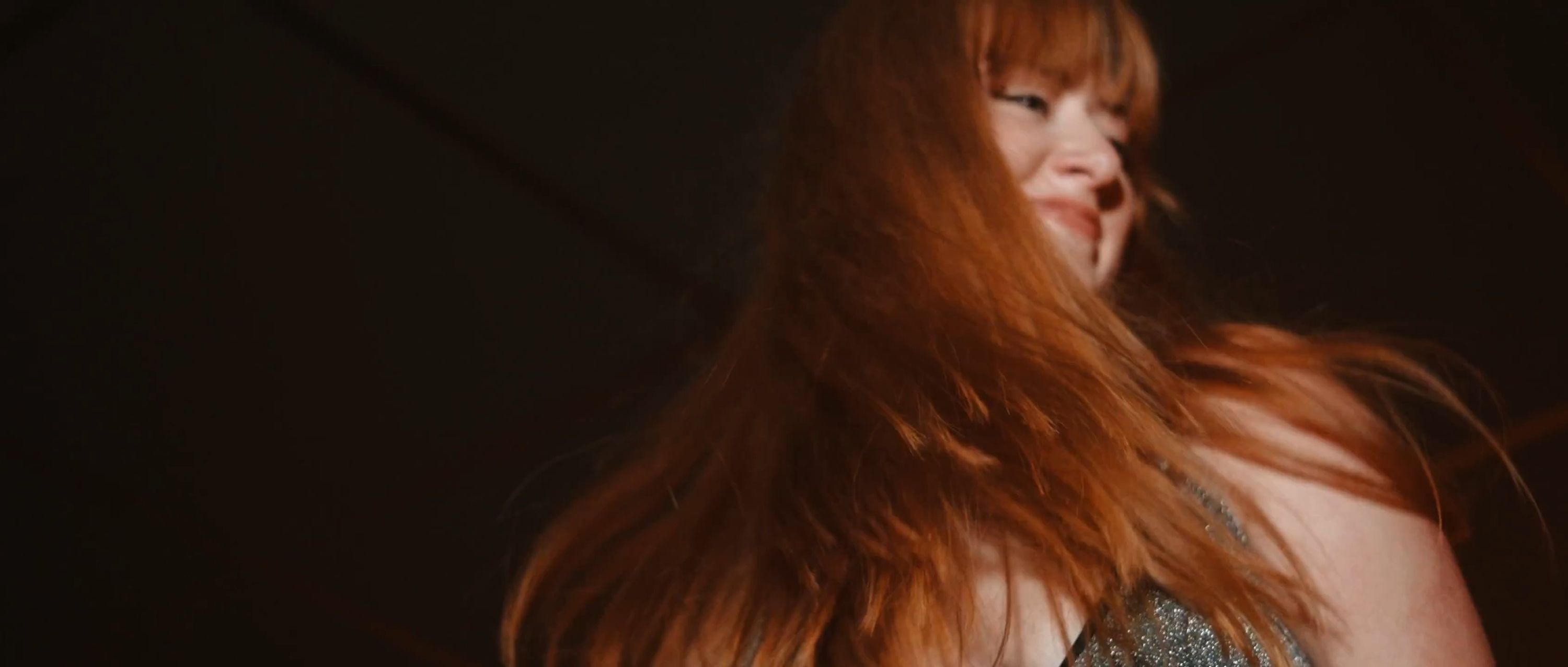 Van Chic Naar Freak background
