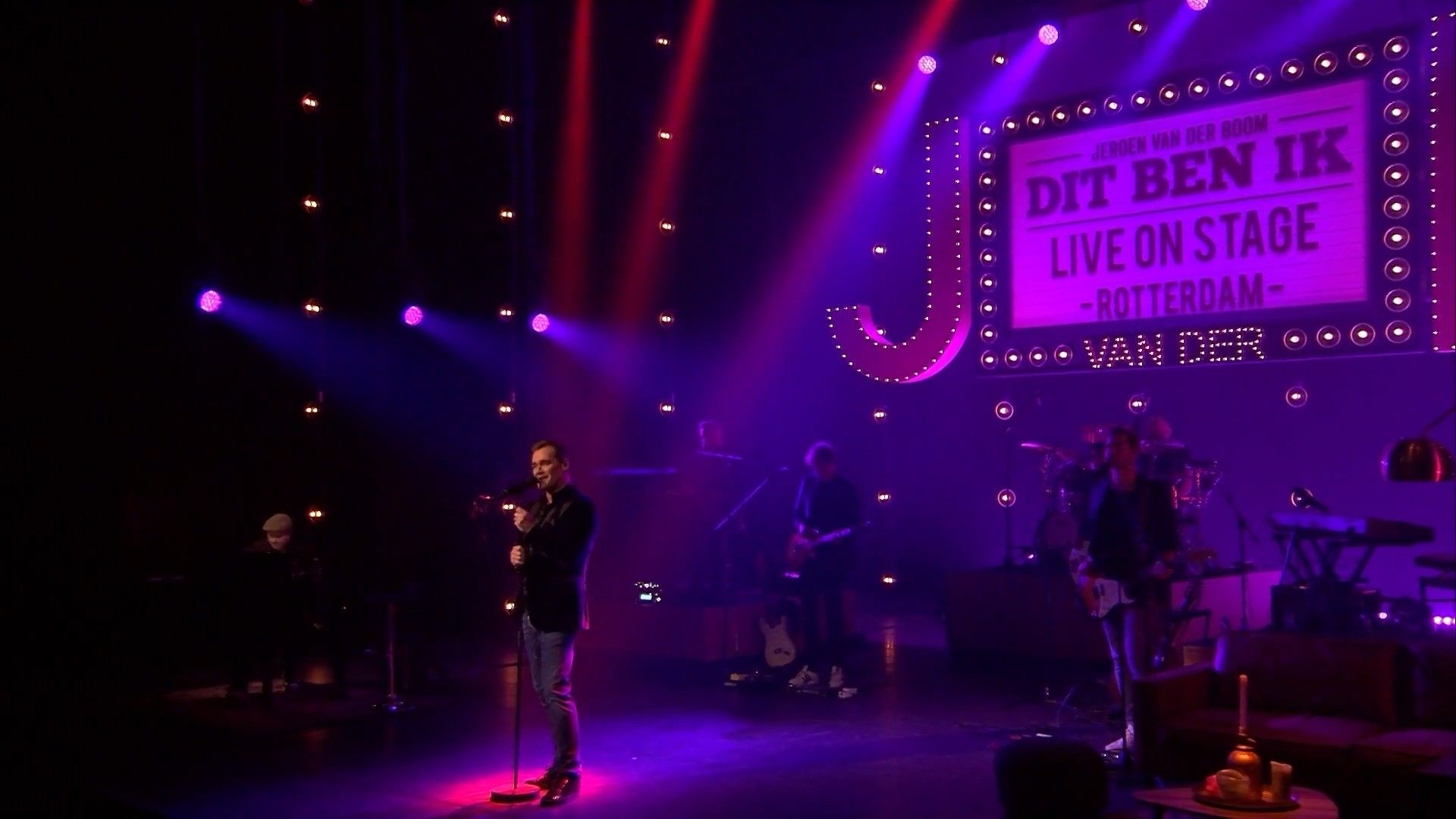 Werd De Tijd Maar Teruggedraaid (Live) background