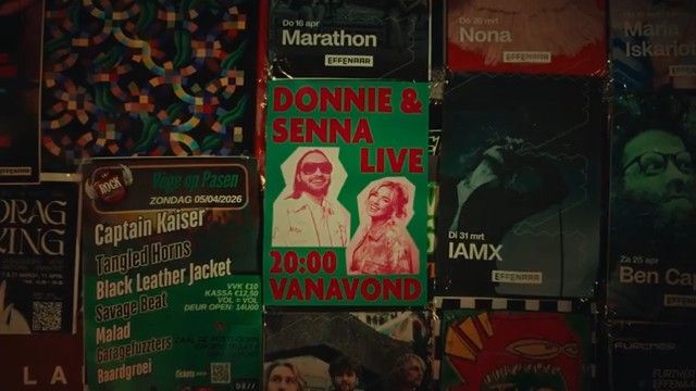 Waar Blijf Je Nou background