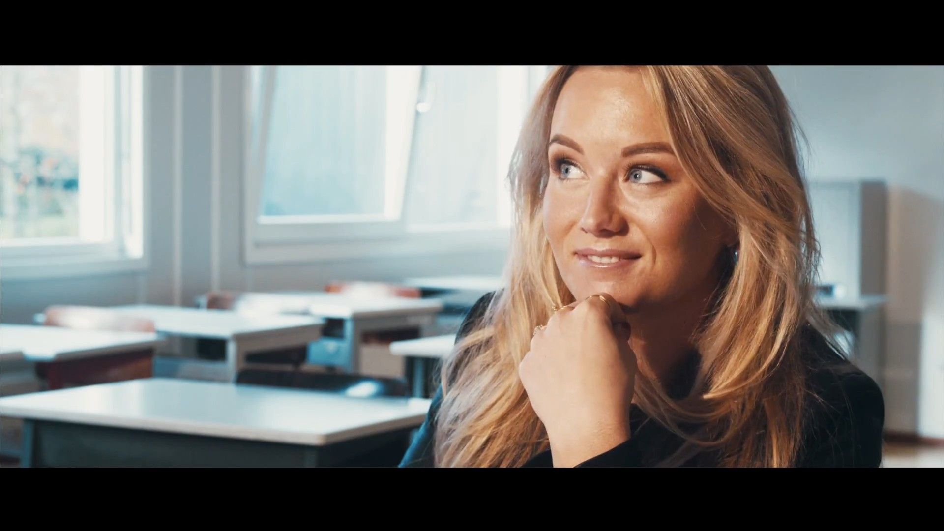 Leer Mij Om Van Je Te Houden background
